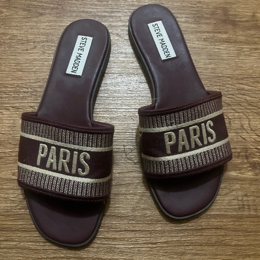 Steve Madden Maroon Paris Slide Sandals